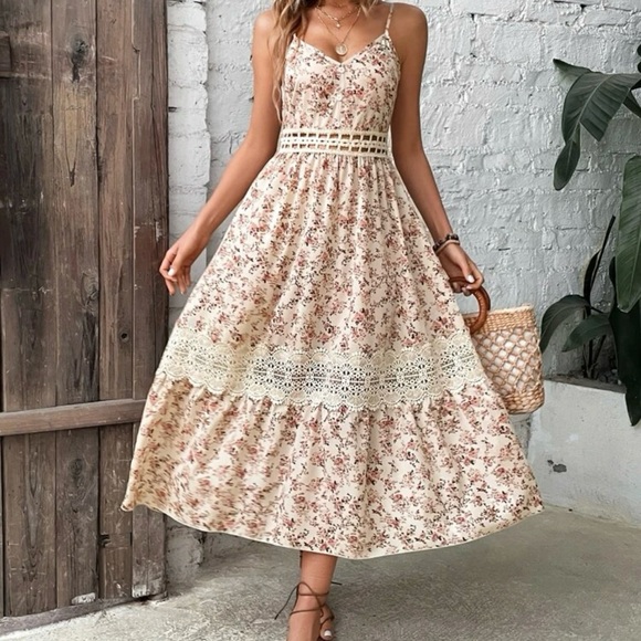 VCAY Floral Print Guipure Lace Insert Cami Dress - Picture 5 of 6